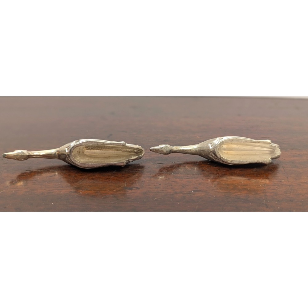 Vintage Pair Swan Knife Rests Silver Tone Bird Figural Tableware Unmarked 3" - Picture 7 of 7